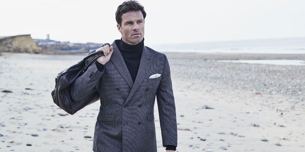 What To Wear With A Grey Blazer: Tips For Winning Combinations