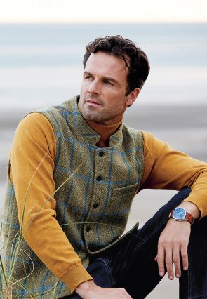 Ballater Olive Harris Tweed® Countryman Vest