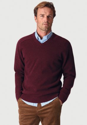 Barton Wine Lambswool V-Neck Jumper